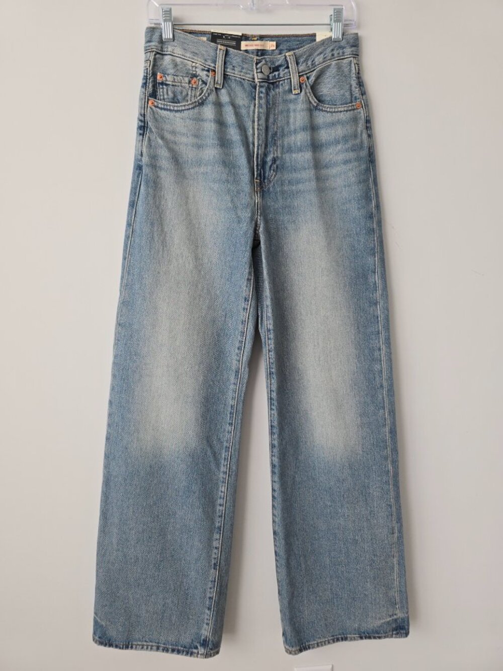 Levi's Premium Ribcage Wide Leg Jeans 26 Medium Wash NWT - Picture 2 of 8